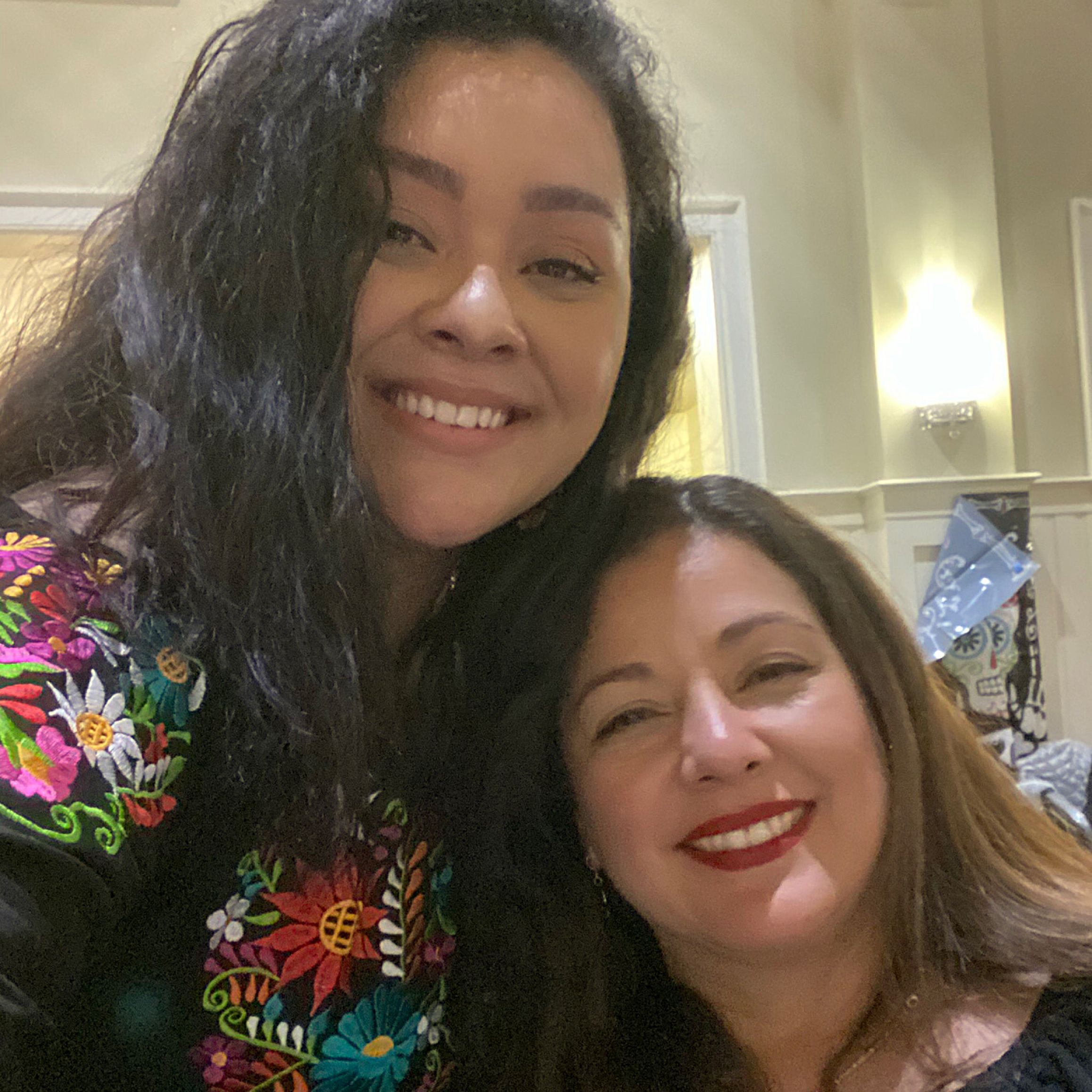 Ailyn Monarrez and her mom