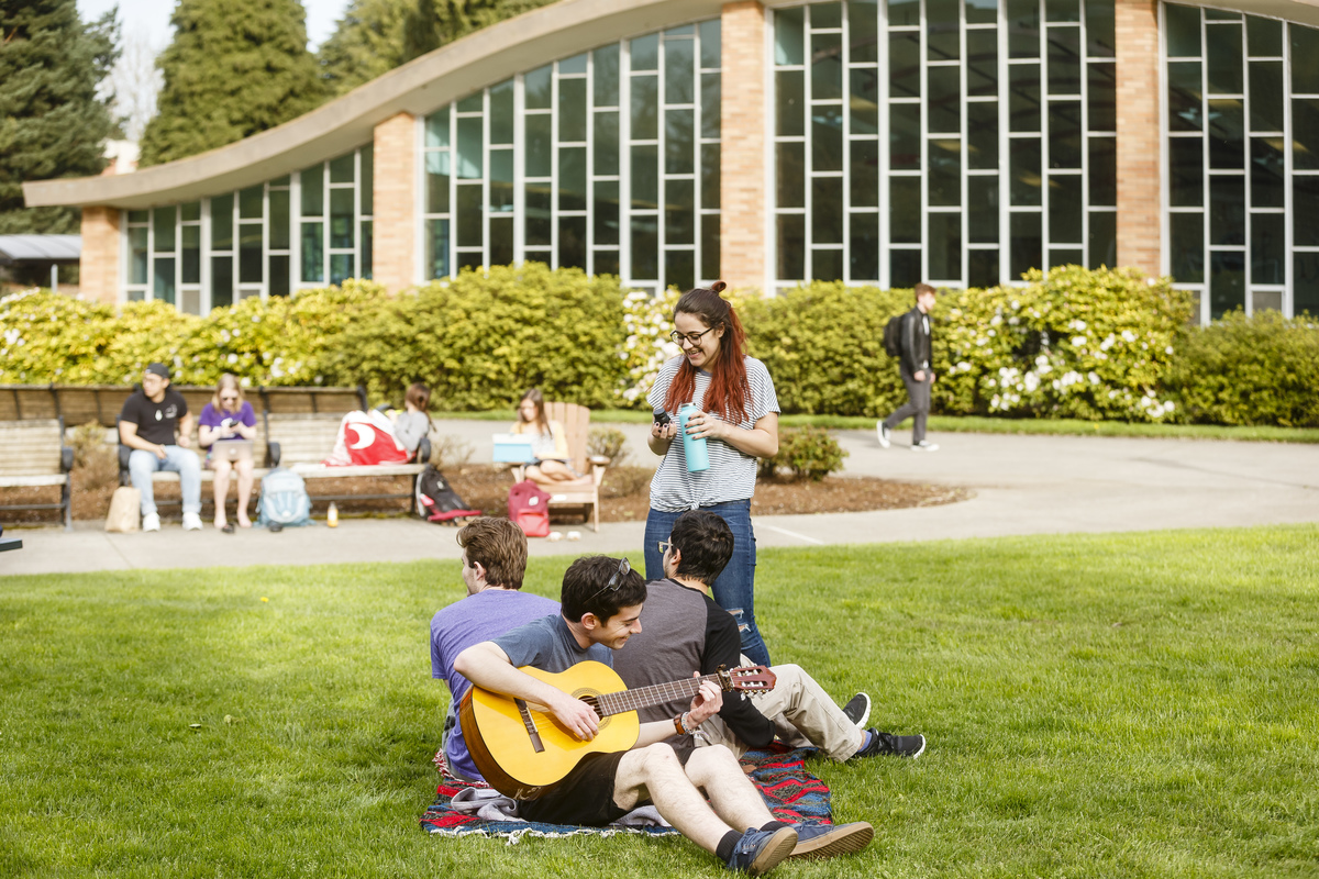 Students on West Quad